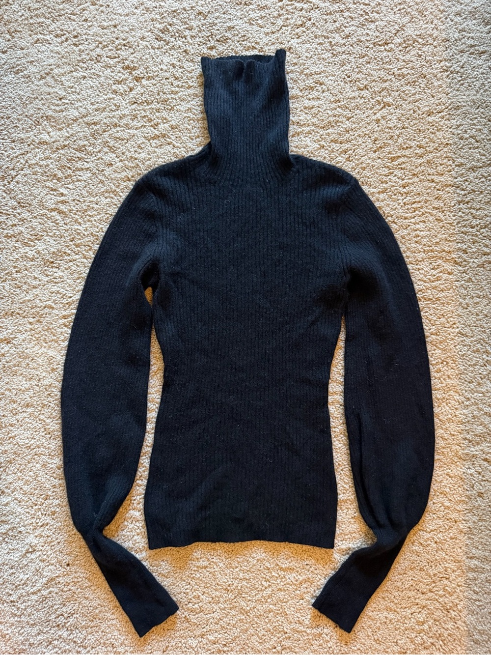 Reformation Ribbed Cashmere Turtleneck